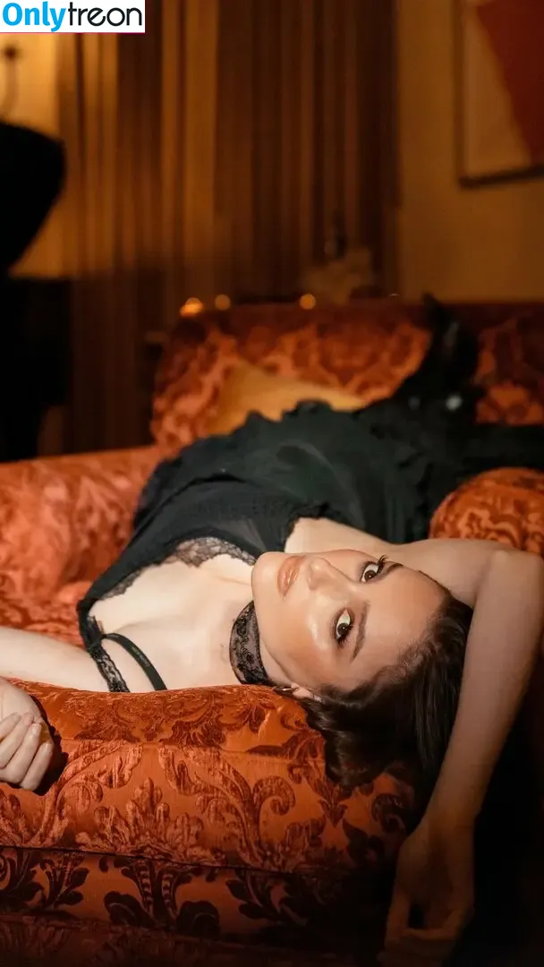 Banks nude photo #0177 (hernameisbanks)