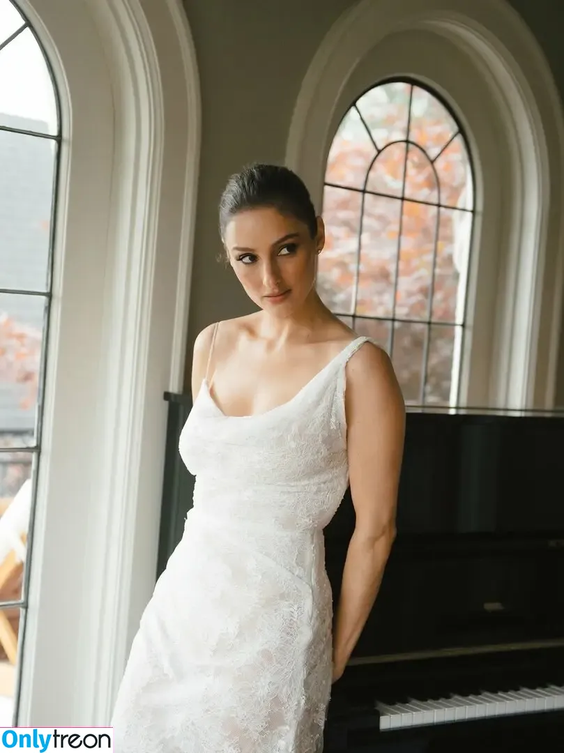 Banks nude photo #0187 (hernameisbanks)