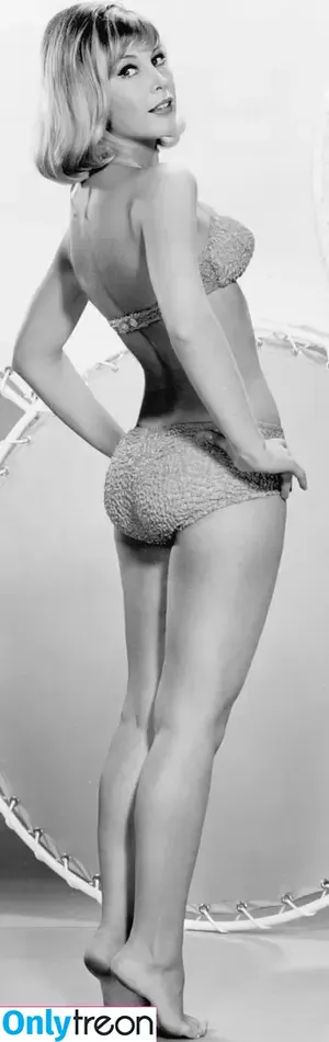 Barbara Eden / officialbarbaraeden nude photo #0049