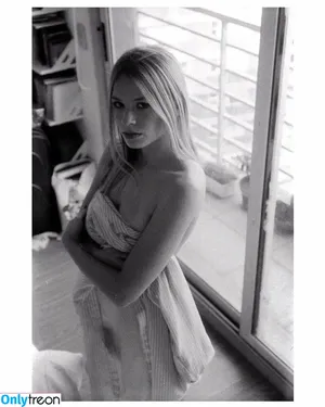 Barbara Fritzler / barbifritzler nude photo #0002