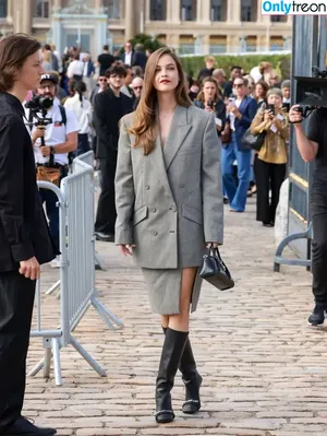 Barbara Palvin / realbarbarapalvin nude photo #0727