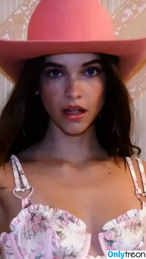 Barbara Palvin / realbarbarapalvin nude photo #0753