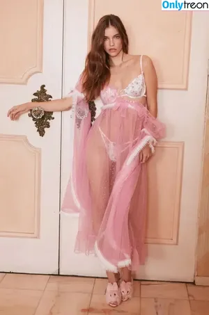 Barbara Palvin / realbarbarapalvin nude photo #0803