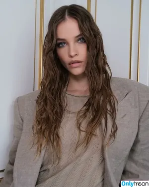 Barbara Palvin / realbarbarapalvin nude photo #0911