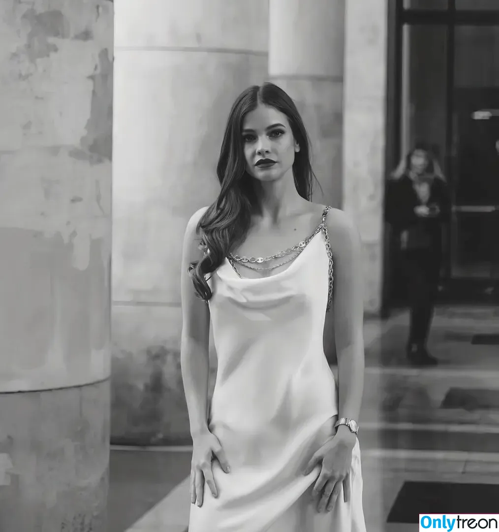 Barbara Palvin nude photo #0859 (realbarbarapalvin)