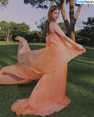 Barbara Palvin / realbarbarapalvin nude photo #1001