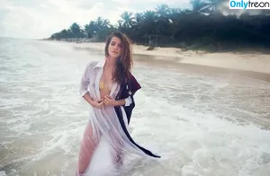 Barbara Palvin / realbarbarapalvin nude photo #1080