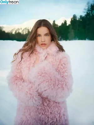 Barbara Palvin / realbarbarapalvin nude photo #1253