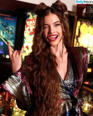 Barbara Palvin / realbarbarapalvin nude photo #1378