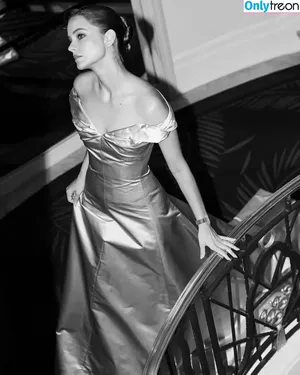 Barbara Palvin / realbarbarapalvin nude photo #2093