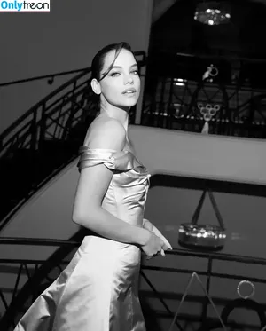 Barbara Palvin / realbarbarapalvin nude photo #2096