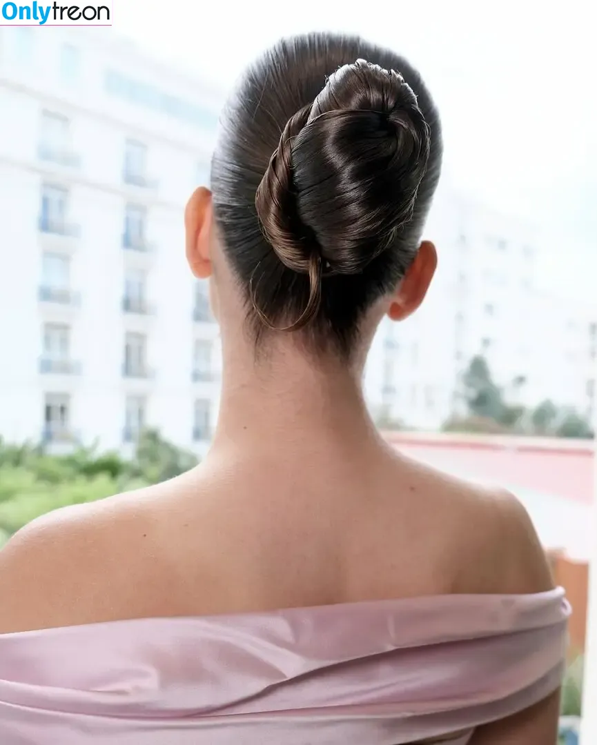 Barbara Palvin nude photo #2087 (realbarbarapalvin)