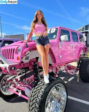 Barbiejeepgirl / barbiejeepgirl2.0 / barbiejeepgirll nude photo #0016