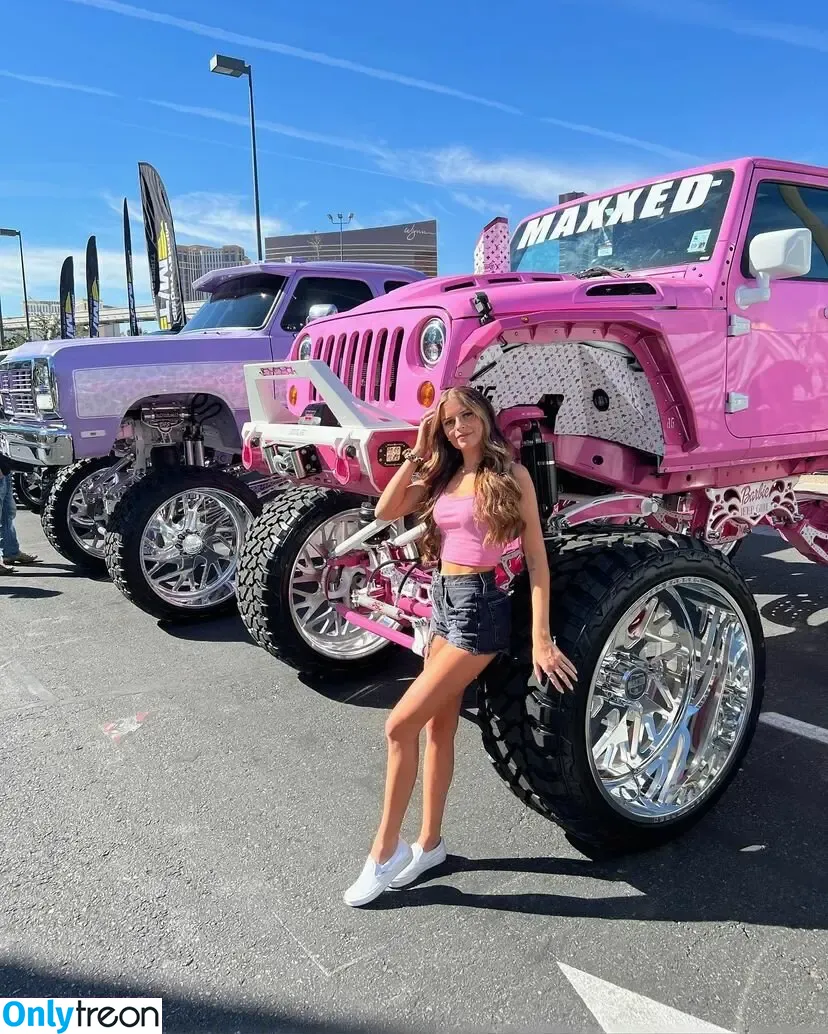 Barbiejeepgirl nude photo #0023 (barbiejeepgirl2.0 / barbiejeepgirll)