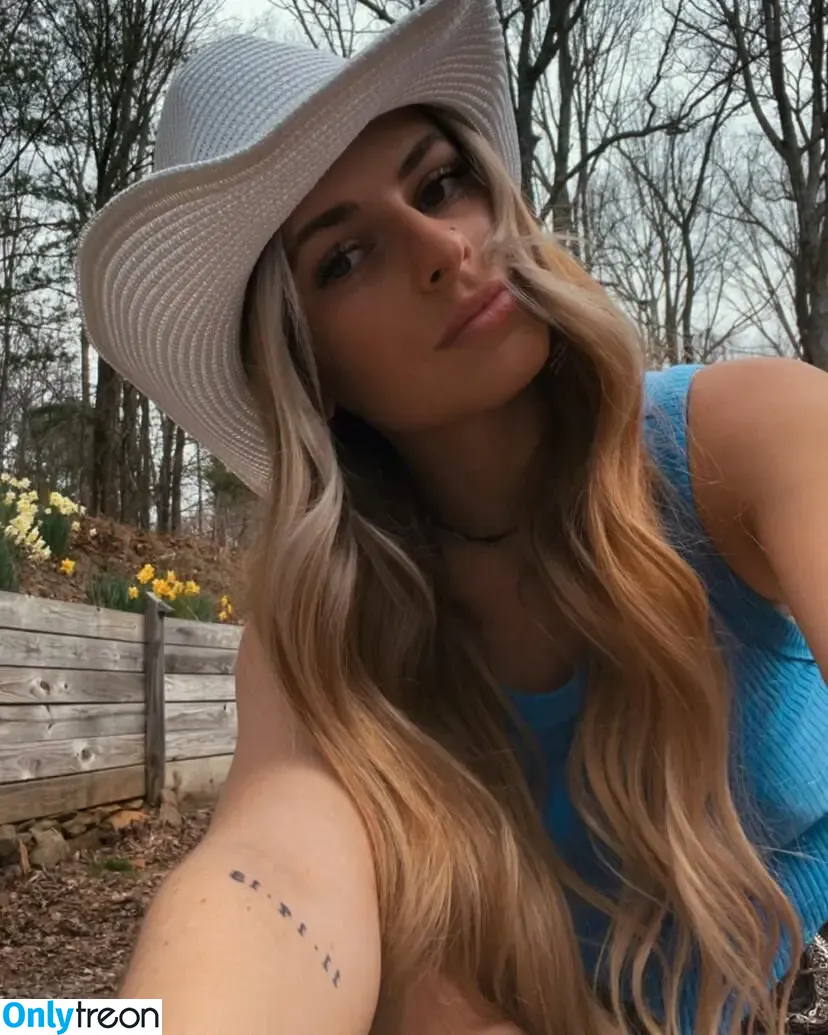 Barbiejeepgirl nude photo #0029 (barbiejeepgirl2.0 / barbiejeepgirll)