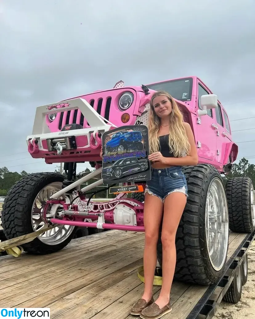 Barbiejeepgirl nude photo #0031 (barbiejeepgirl2.0 / barbiejeepgirll)