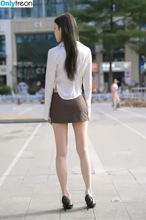 Bare Feet / barefeetpose nude photo #1204