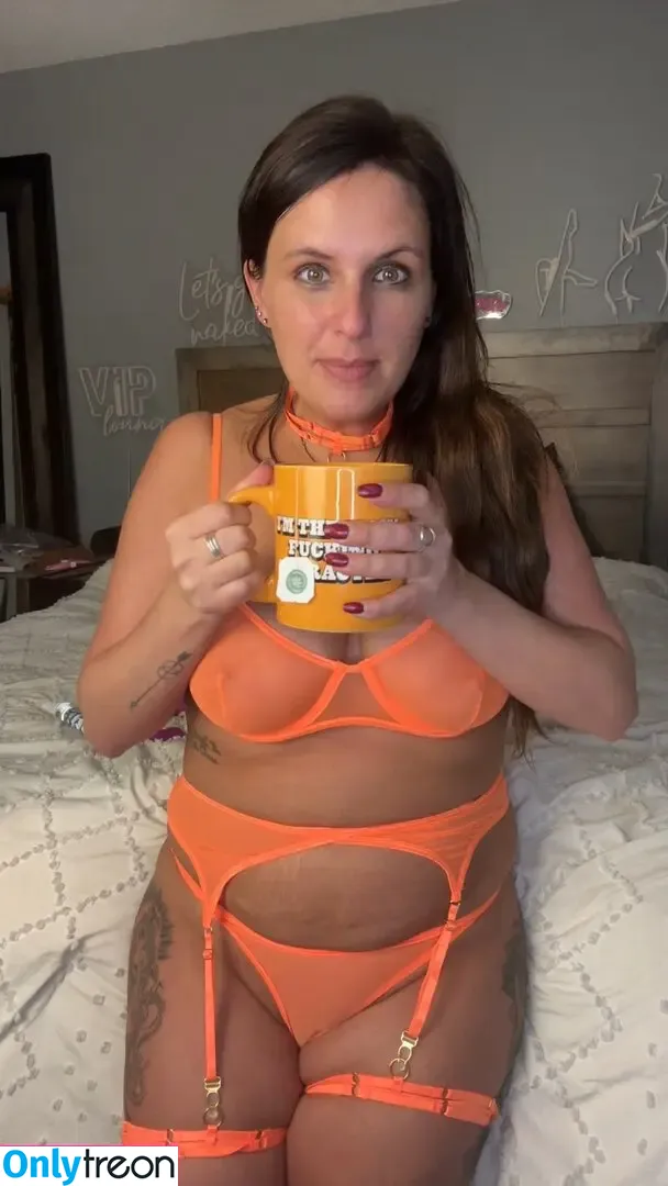 Barefootmamamn nude photo #0220 (Barefootmamamn)