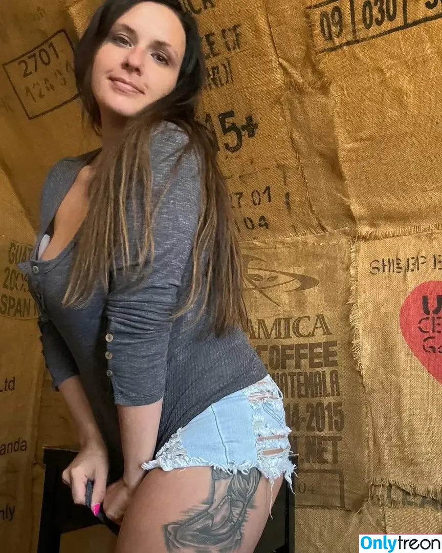 Barefootmamamn nude photo #0264 (Barefootmamamn)