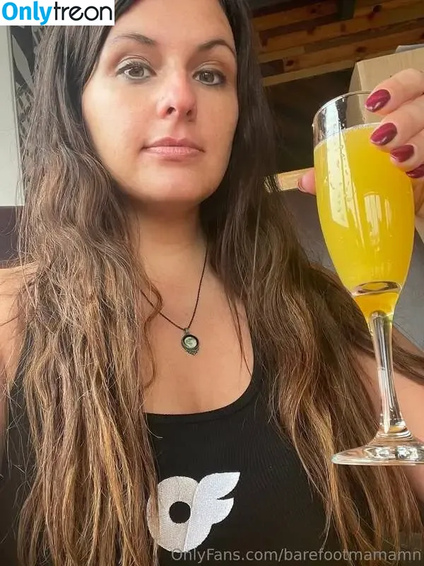Barefootmamamn nude photo #0334 (Barefootmamamn)