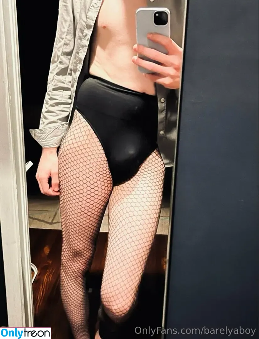 barelyaboy nude photo #0012 (rozlamka)