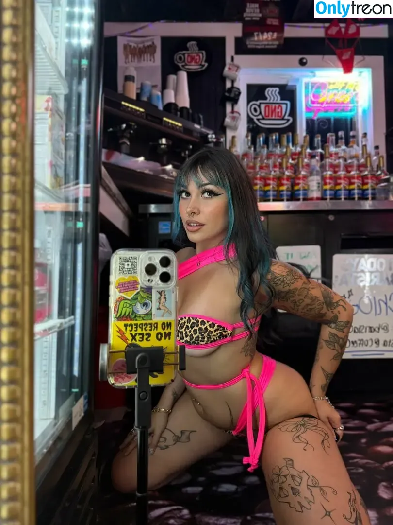 baristachlo nude photo #0116 (bbchlo)