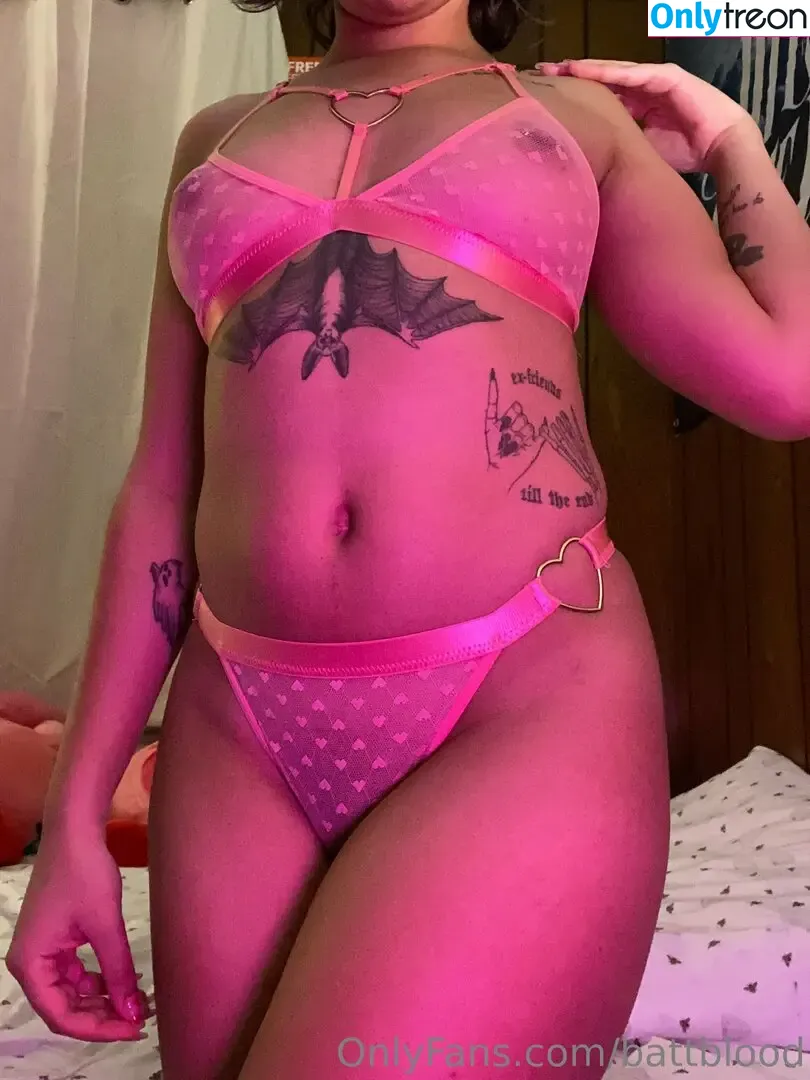 battblood nude photo #0069 (battblood)