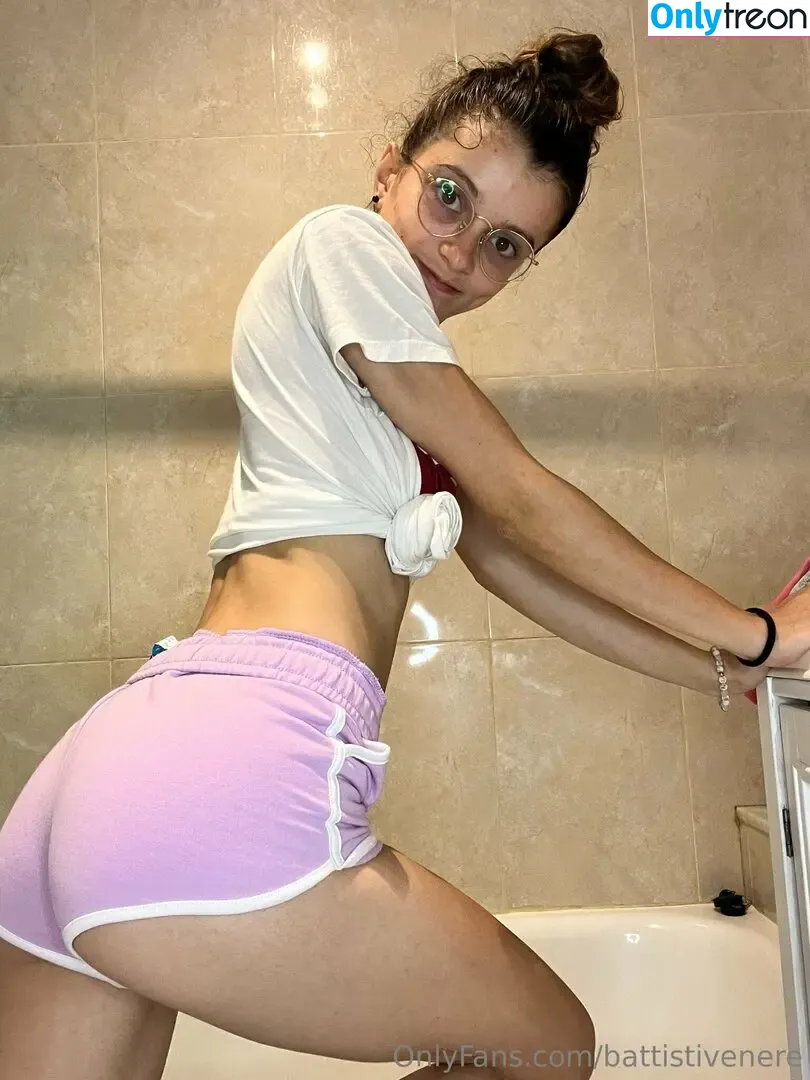 battistivenere nude photo #0025 (battistivenere)