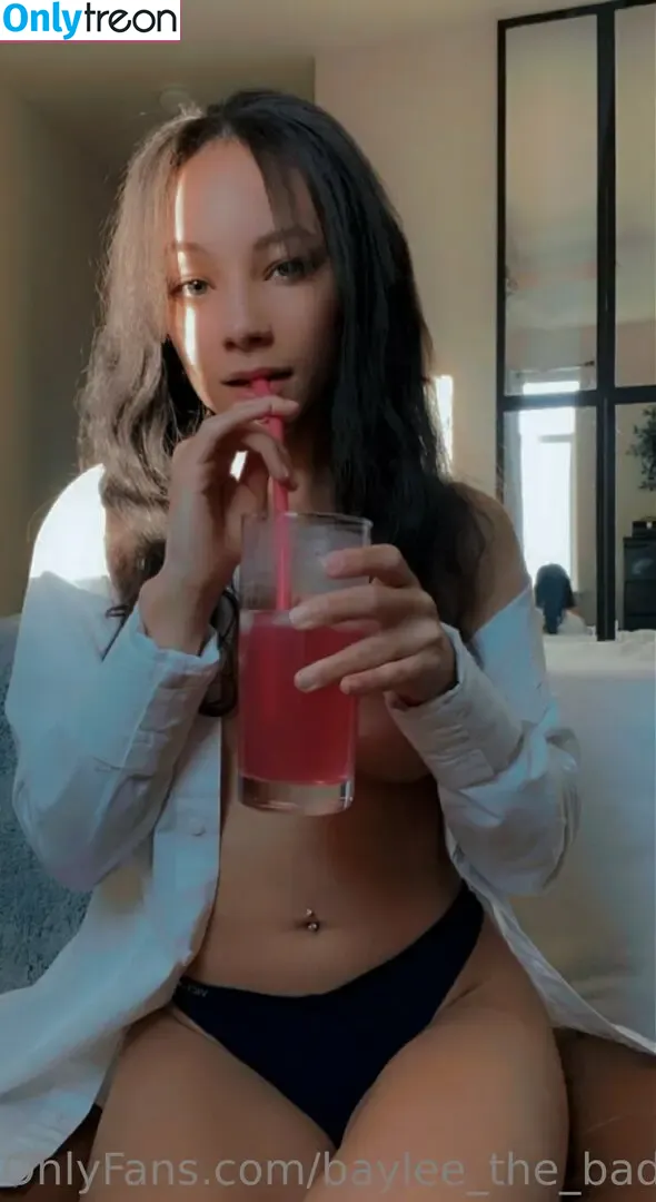 baylee_the_baddie nude photo #0013 (the.baylee)
