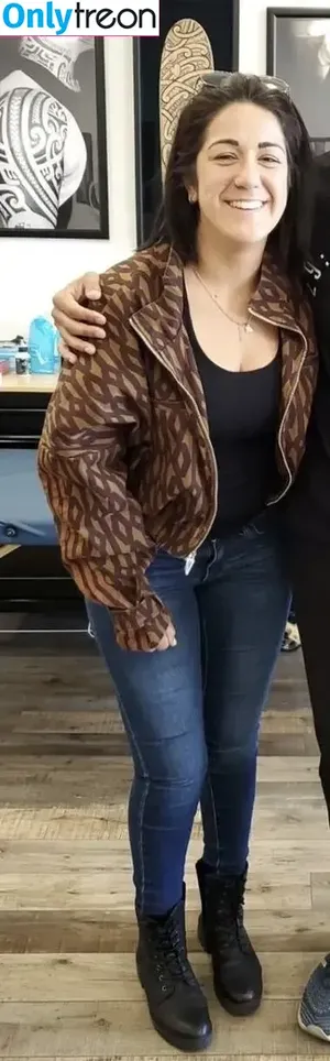 Bayley / Pamela Rose Martinez / bayley.r / itsmebayley nude photo #0002