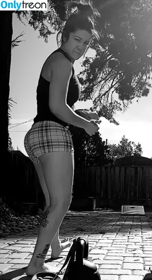 Bayley / Pamela Rose Martinez / bayley.r / itsmebayley nude photo #0138