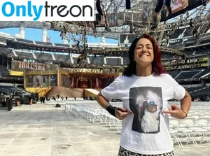 Bayley / Pamela Rose Martinez / bayley.r / itsmebayley nude photo #0371