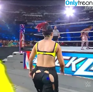 Bayley / Pamela Rose Martinez / bayley.r / itsmebayley nude photo #0438