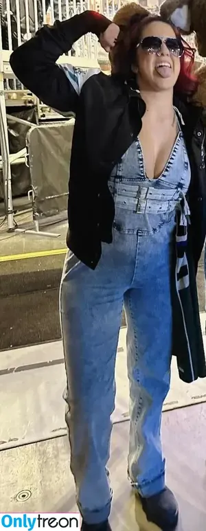 Bayley / Pamela Rose Martinez / bayley.r / itsmebayley nude photo #0694