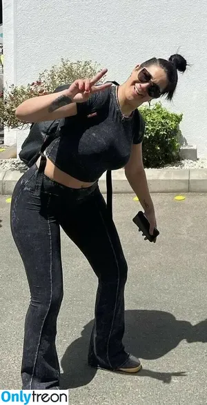 Bayley / Pamela Rose Martinez / bayley.r / itsmebayley nude photo #0720