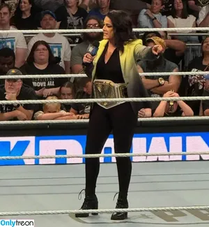 Bayley / Pamela Rose Martinez / bayley.r / itsmebayley nude photo #0746