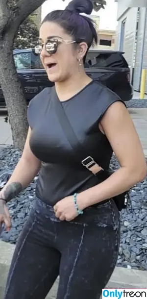 Bayley / Pamela Rose Martinez / bayley.r / itsmebayley nude photo #0881