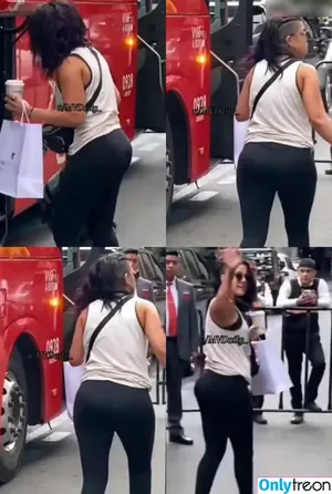 Bayley / Pamela Rose Martinez / bayley.r / itsmebayley nude photo #0903