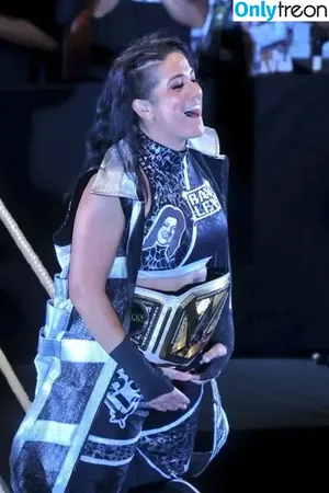 Bayley / Pamela Rose Martinez / bayley.r / itsmebayley nude photo #0957