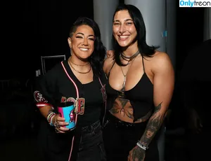Bayley / Pamela Rose Martinez / bayley.r / itsmebayley nude photo #0990