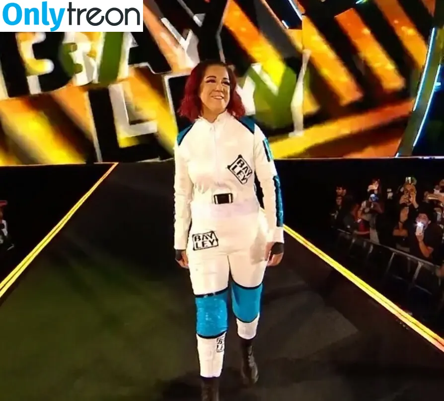 Bayley nude photo #0155 (Pamela Rose Martinez / bayley.r / itsmebayley)