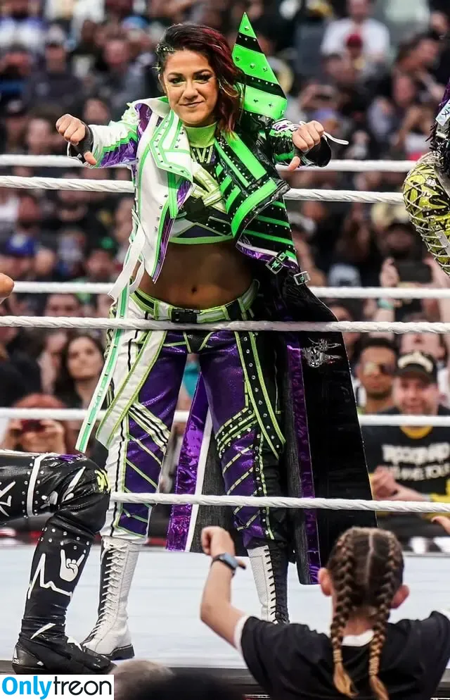 Bayley nude photo #0364 (Pamela Rose Martinez / bayley.r / itsmebayley)