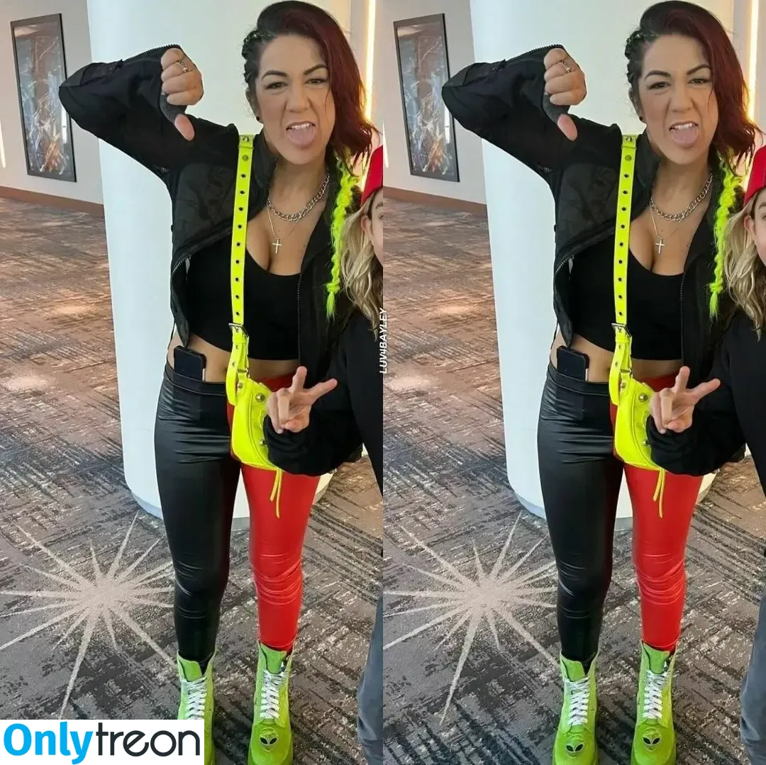 Bayley nude photo #0392 (Pamela Rose Martinez / bayley.r / itsmebayley)