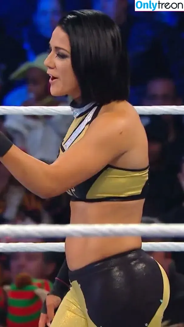 Bayley nude photo #0424 (Pamela Rose Martinez / bayley.r / itsmebayley)