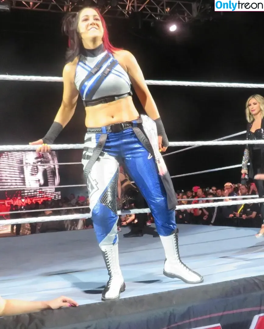 Bayley nude photo #0429 (Pamela Rose Martinez / bayley.r / itsmebayley)