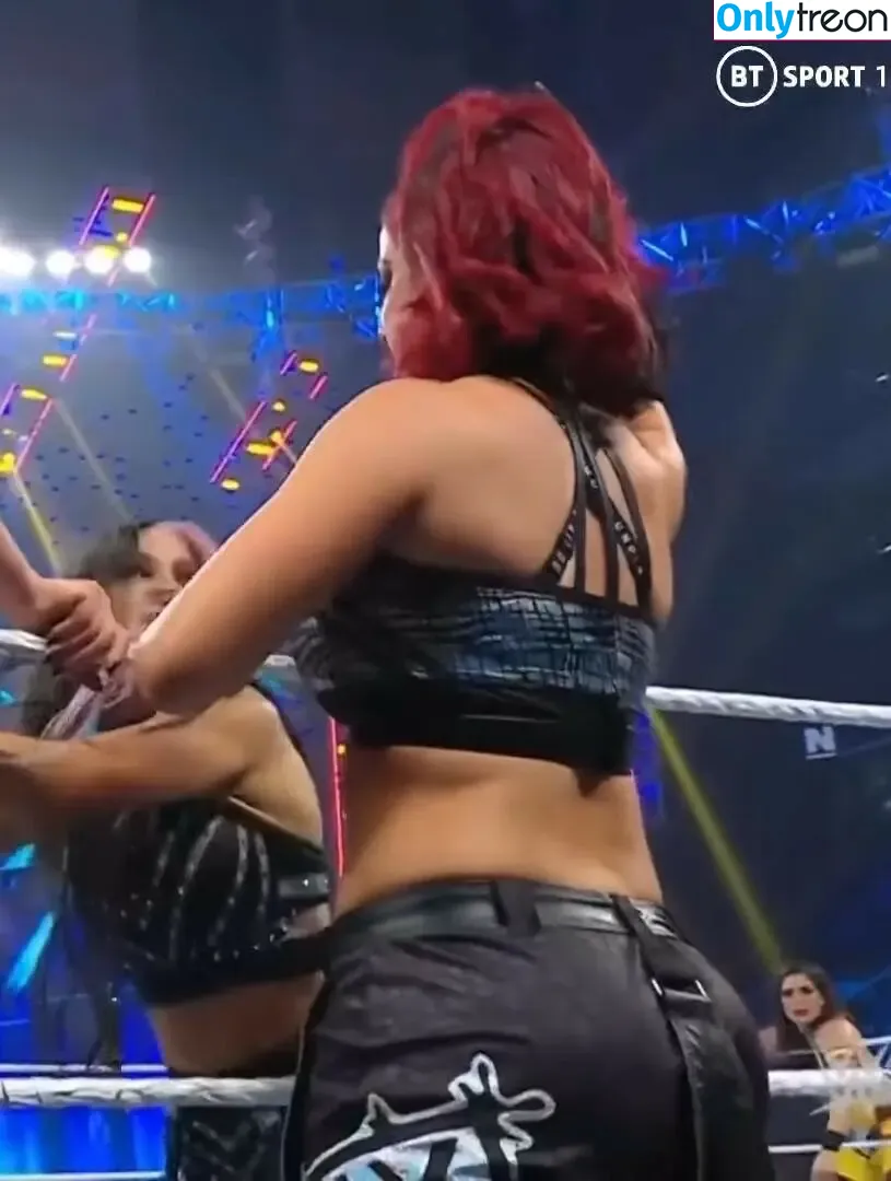 Bayley nude photo #0441 (Pamela Rose Martinez / bayley.r / itsmebayley)