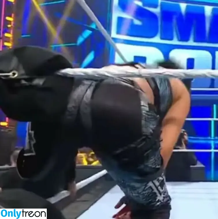 Bayley nude photo #0442 (Pamela Rose Martinez / bayley.r / itsmebayley)