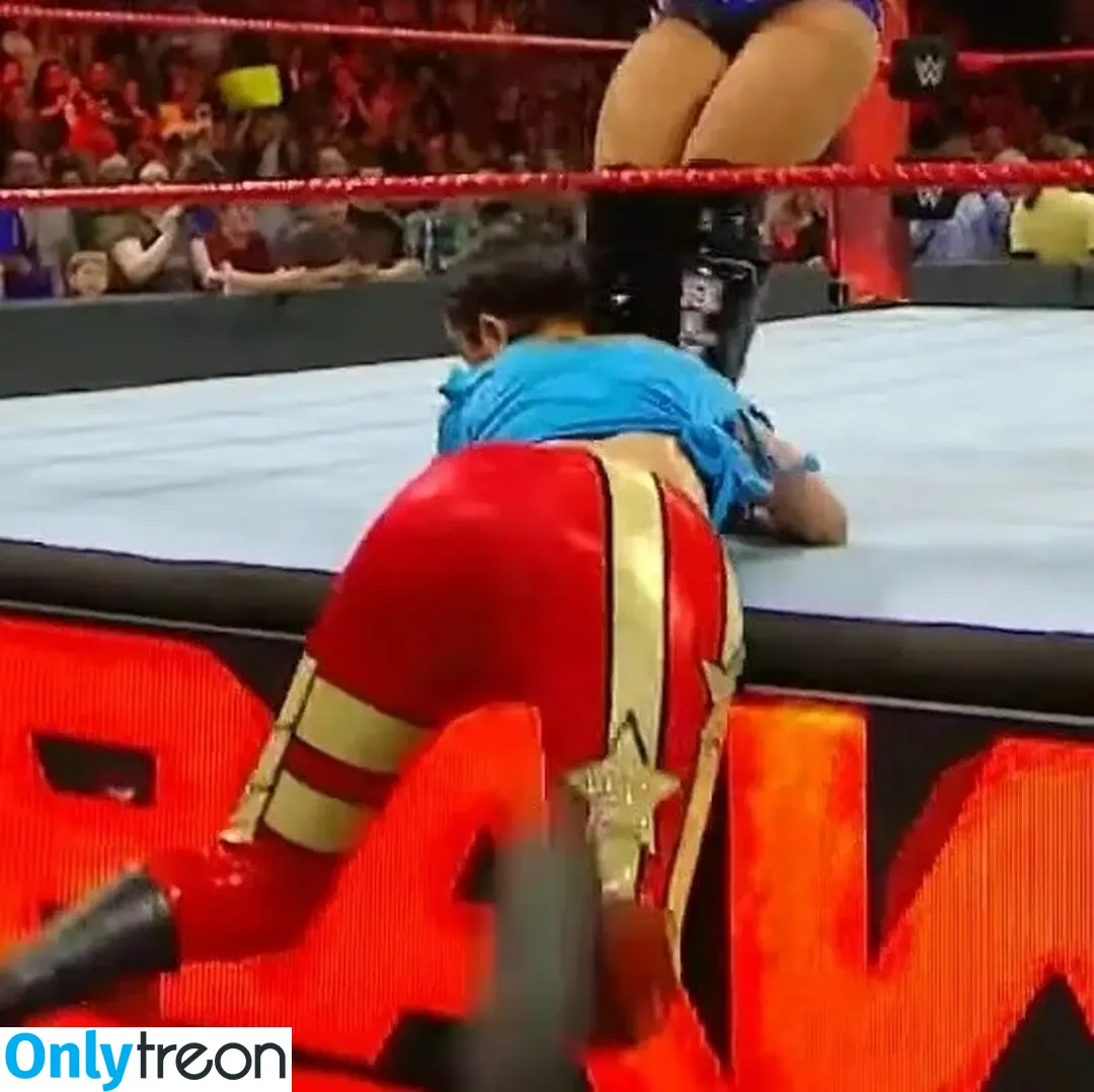 Bayley nude photo #0465 (Pamela Rose Martinez / bayley.r / itsmebayley)