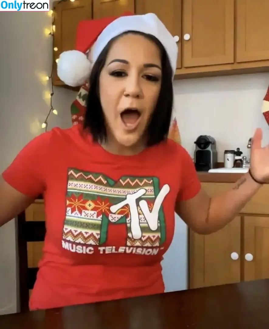 Bayley nude photo #0524 (Pamela Rose Martinez / bayley.r / itsmebayley)