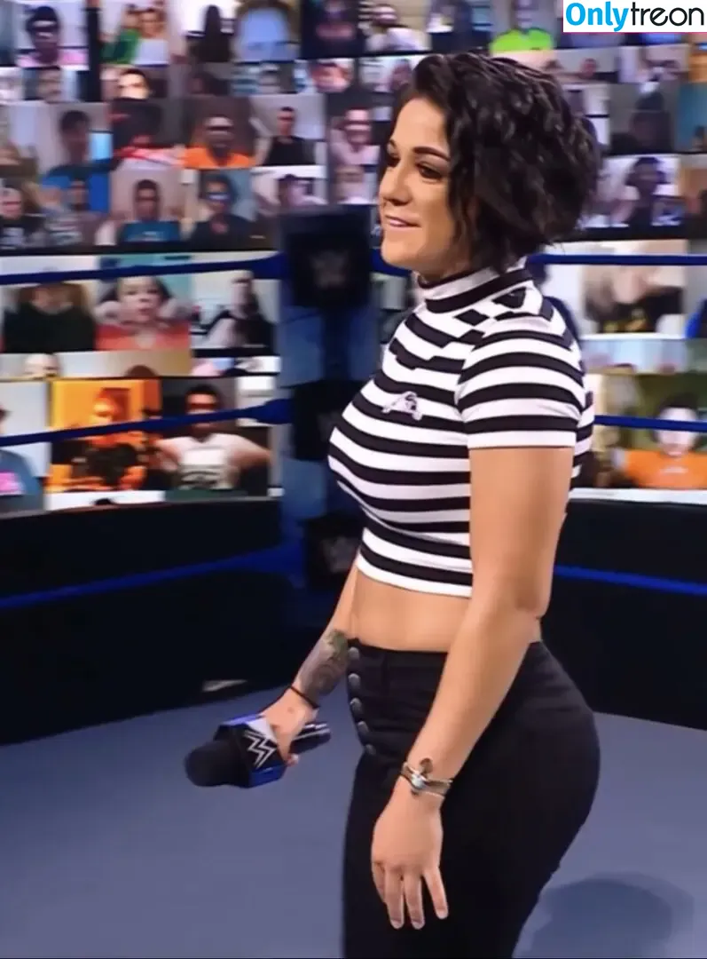 Bayley nude photo #0525 (Pamela Rose Martinez / bayley.r / itsmebayley)
